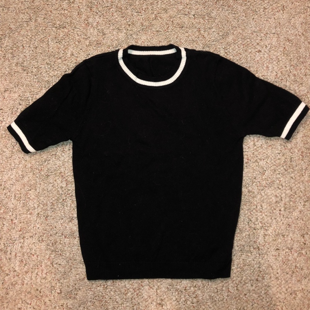 BLACK&WHITE TOP - Picture 2 of 2